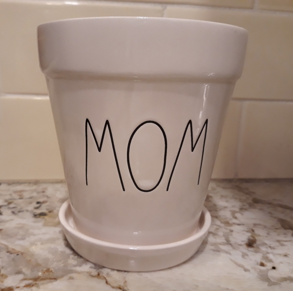 MOTHER'S DAY: RAE DUNN MOM Plant Pot
